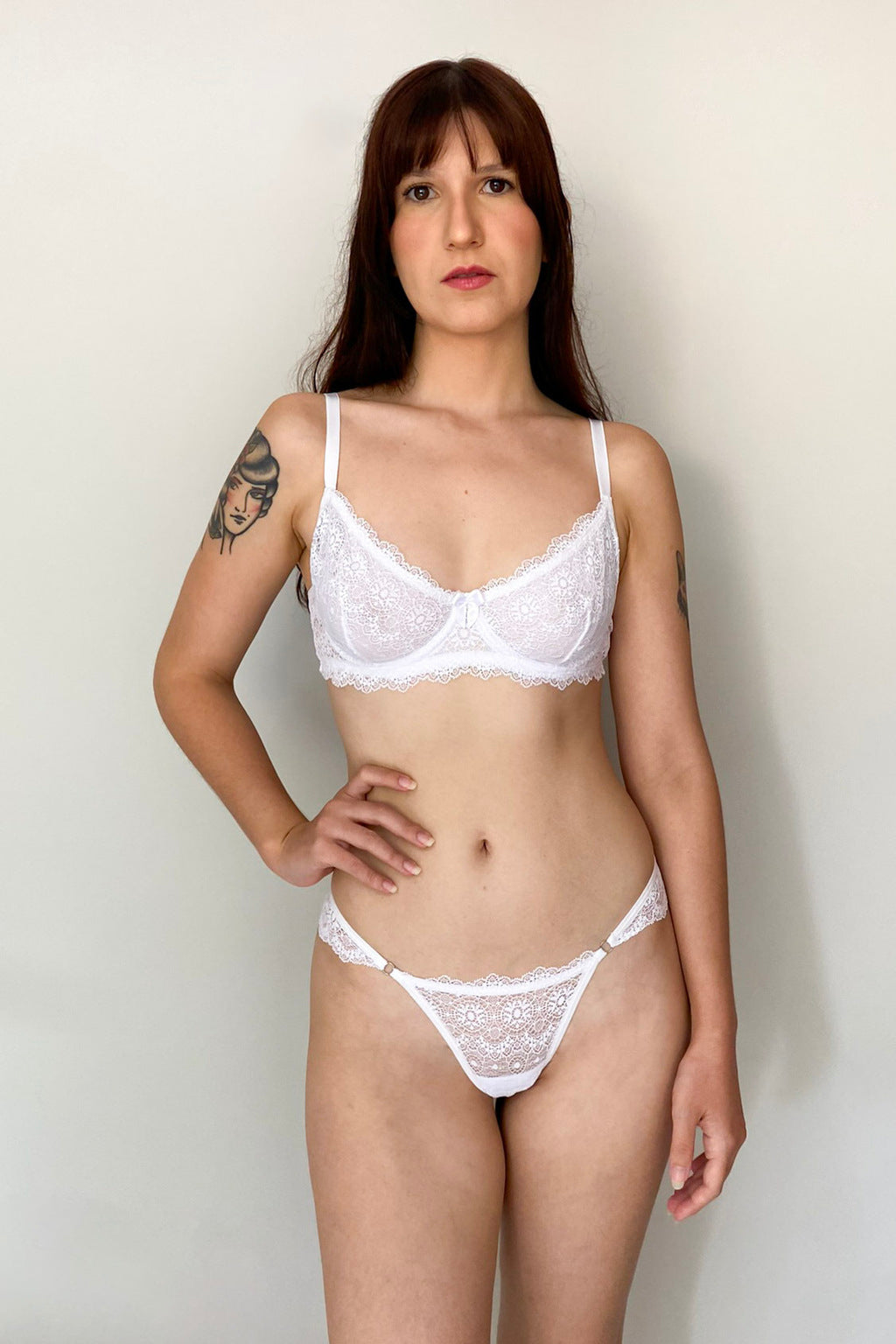 Conjunto De Lingerie Essencial Em Renda Sem Bojo Com Aro de Sustentação- Branco