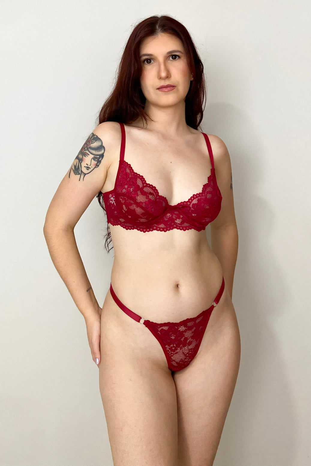 Conjunto De Lingerie Ravena Em Renda Sem Bojo Com Aro de Sustentação- Vermelho