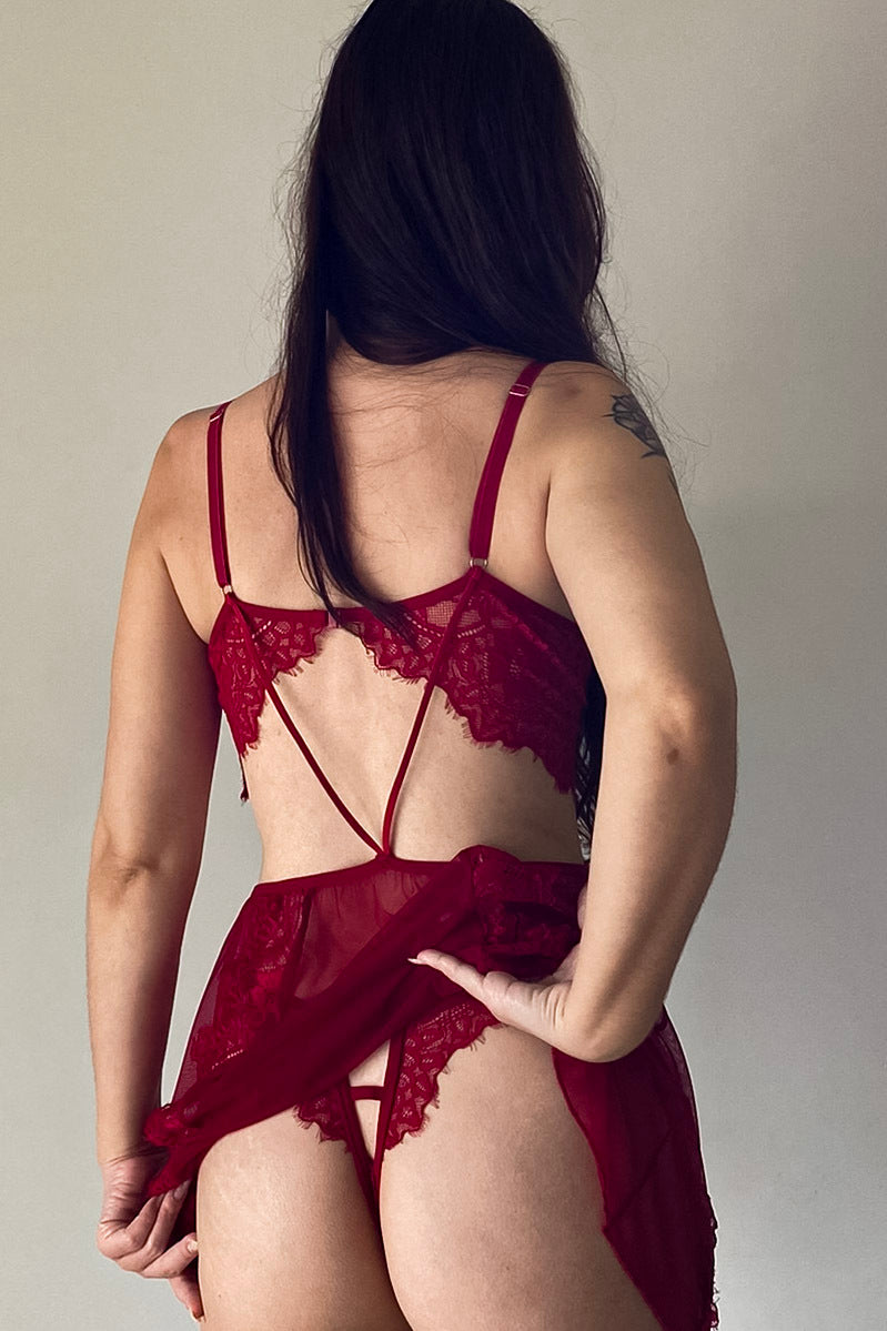 Camisola Em Tule Fino Sensações Com Detalhes Em Renda- Vermelha