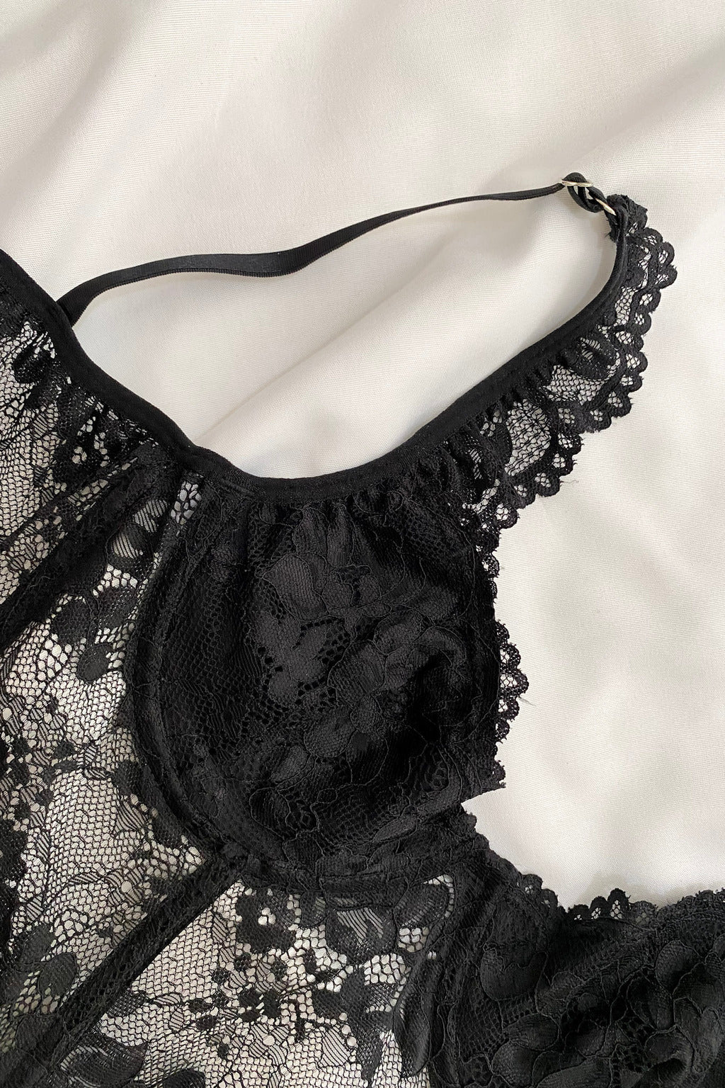 Conjunto De Lingerie Fascínio- Corselet Em Renda- Preto