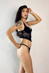 Conjunto De Lingerie Fascínio- Corselet Em Renda- Preto