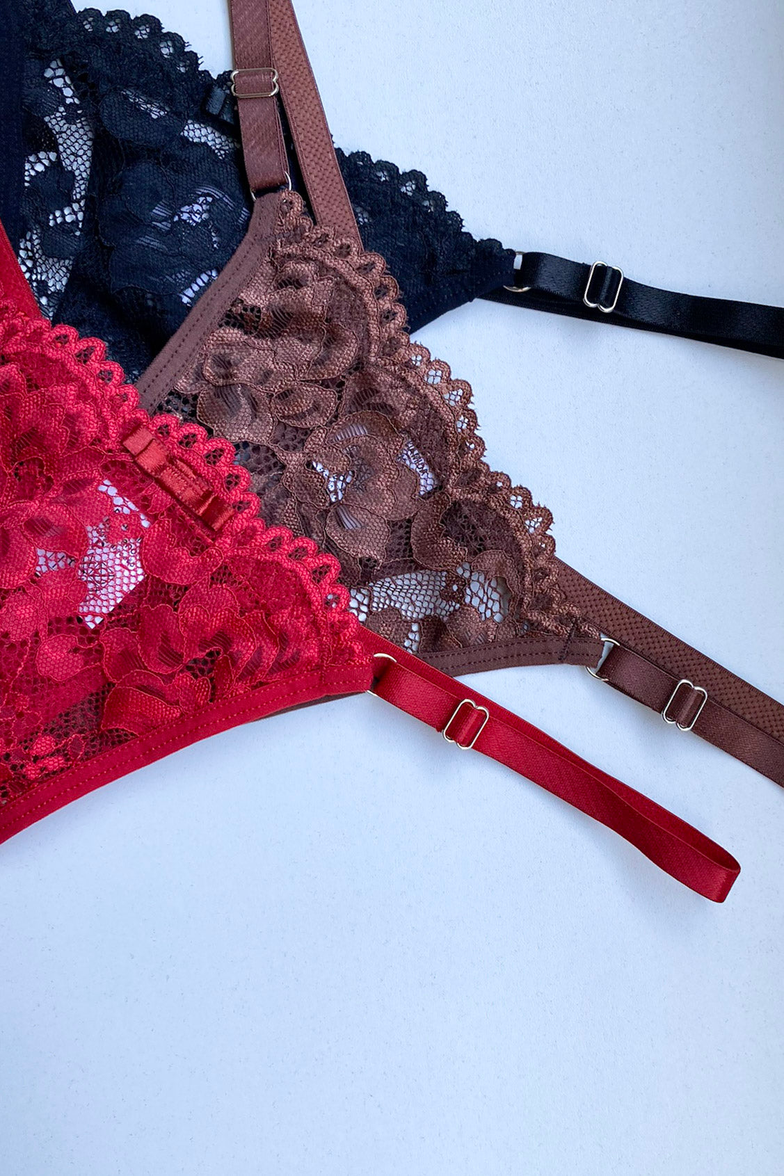 Calcinha Kiss Em Renda Com Regulagem