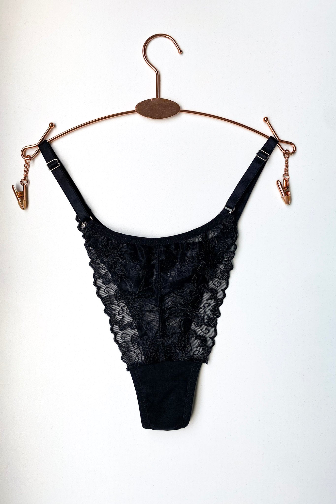 Conjunto De Lingerie Euforia- Mini Corselet Em Tule Bordado- Preto