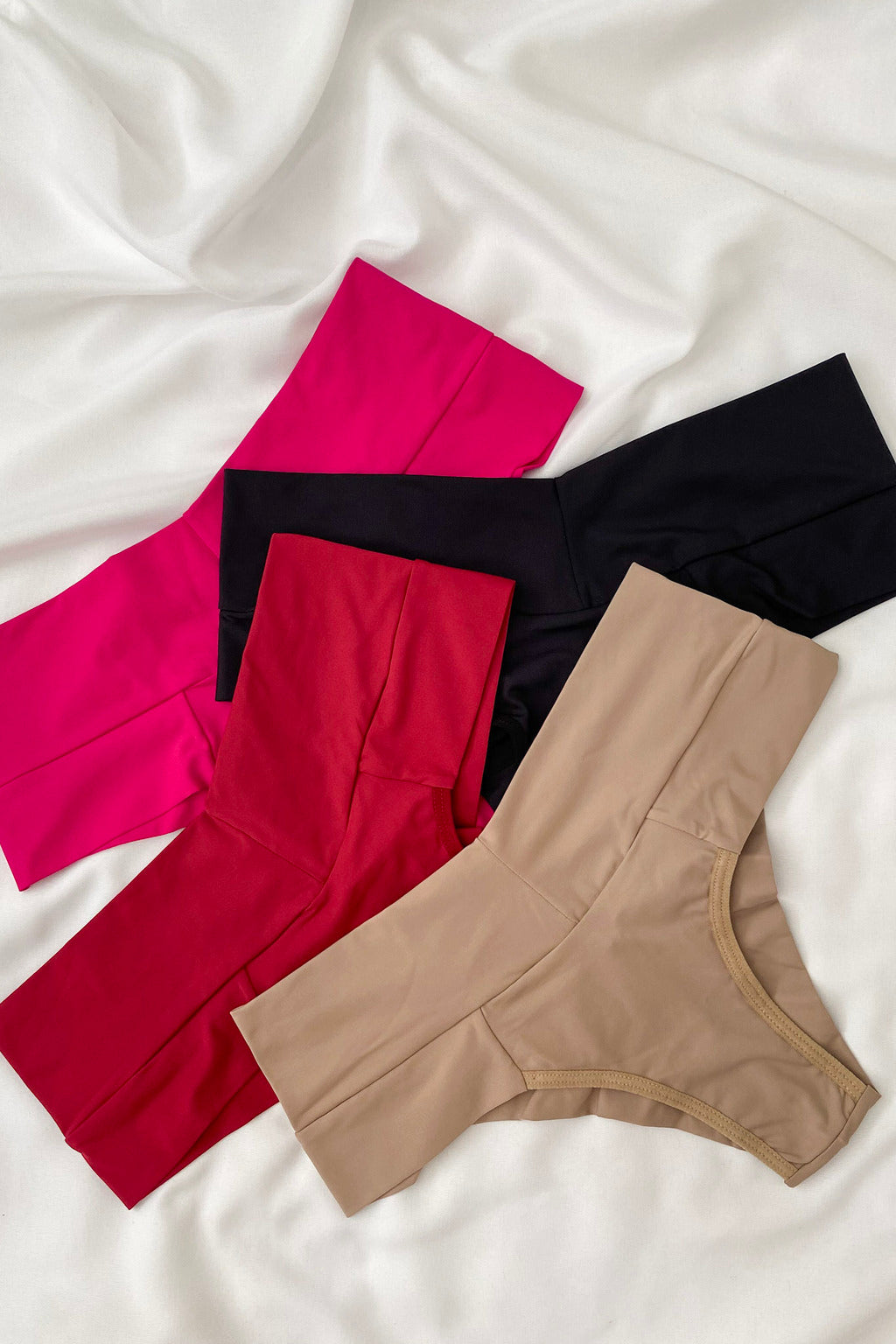 Calcinha Fio Duplo De Cós Alto Em Microfibra