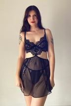 Camisola Em Tule Fino Sensações Com Detalhes Em Renda- Preta
